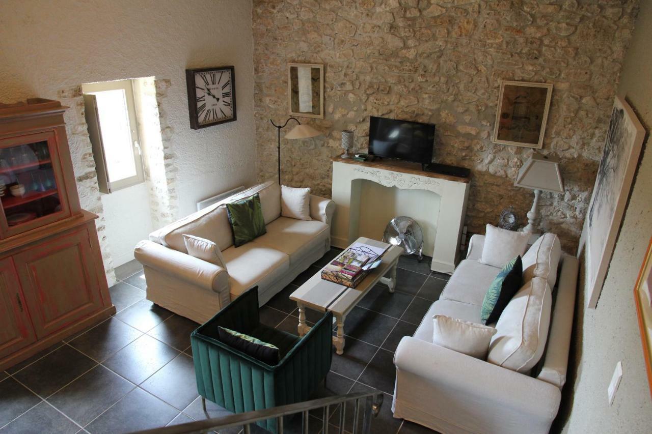 Le Pre De L'Aube Bed & Breakfast Montjoyer Exterior foto