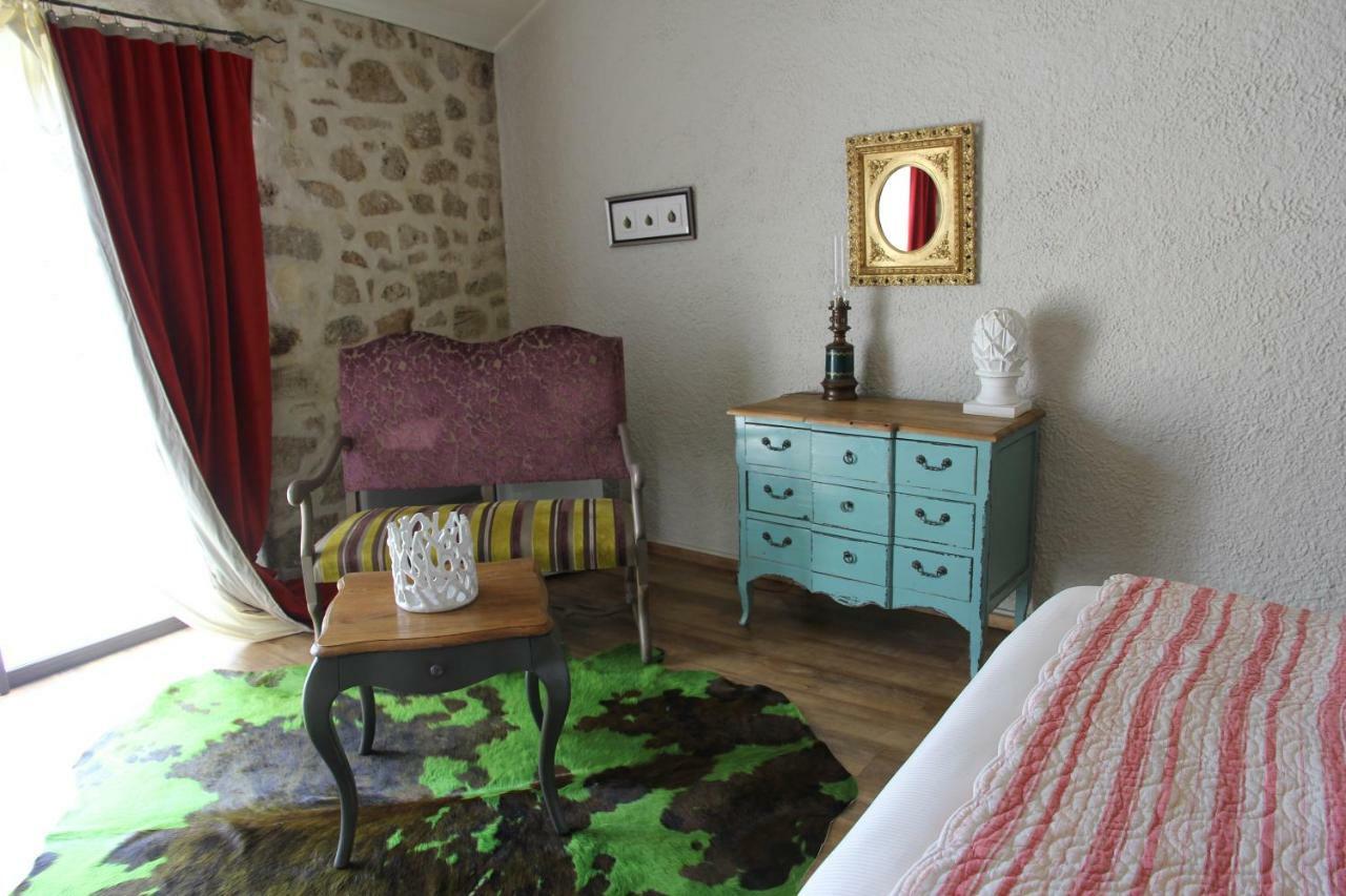 Le Pre De L'Aube Bed & Breakfast Montjoyer Exterior foto